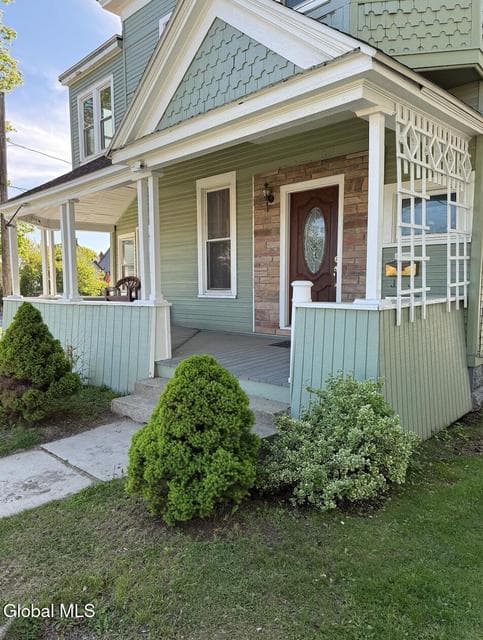 160 Market Street, Amsterdam, NY, photo 4