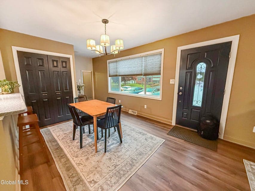 20 St Joseph Street, Colonie, NY, photo 5
