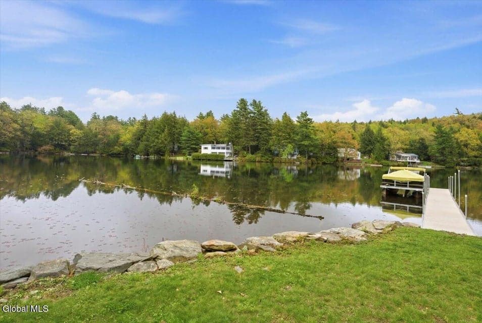 123 N Shore Road, Grafton, NY, photo 4