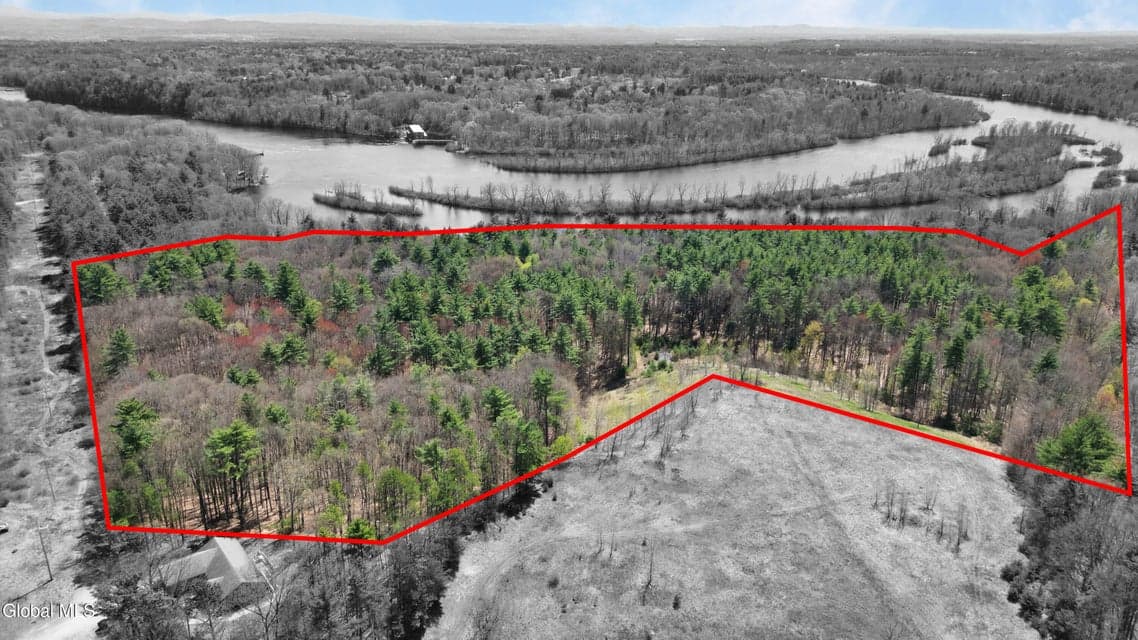 36 Island View Drive, Queensbury, NY, photo 4