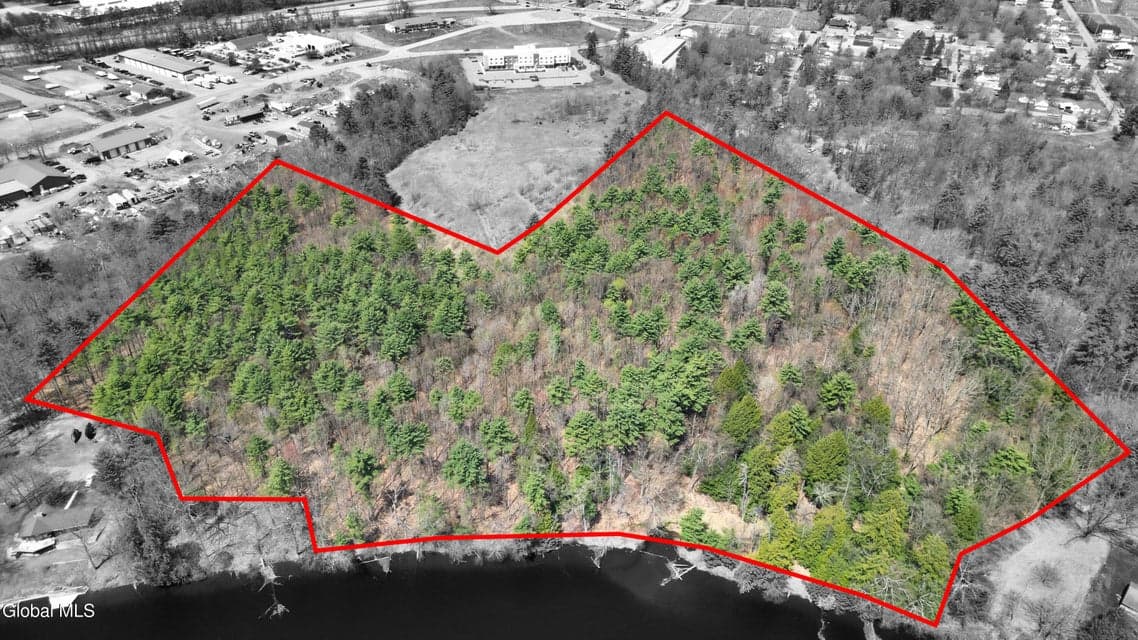 36 Island View Drive, Queensbury, NY, photo 5