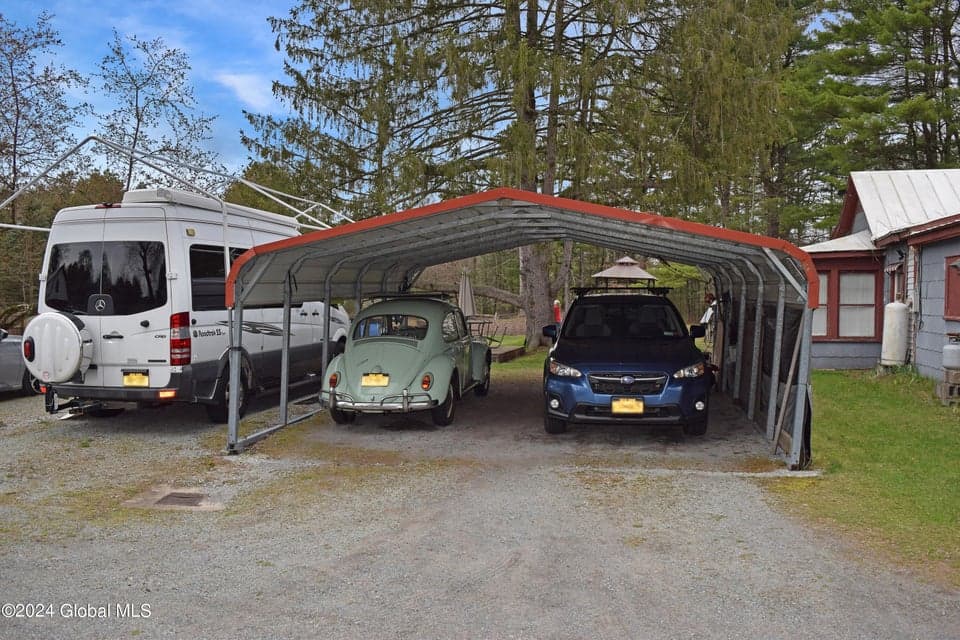 408 Reynolds Road, Moreau, NY, photo 4