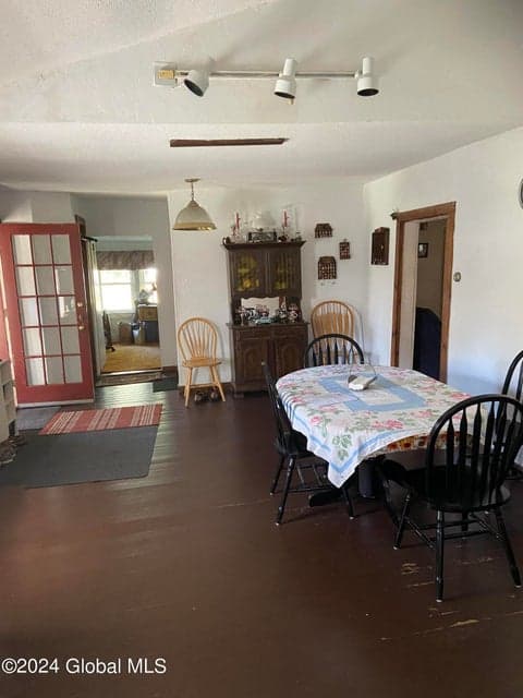 408 Reynolds Road, Moreau, NY, photo 5