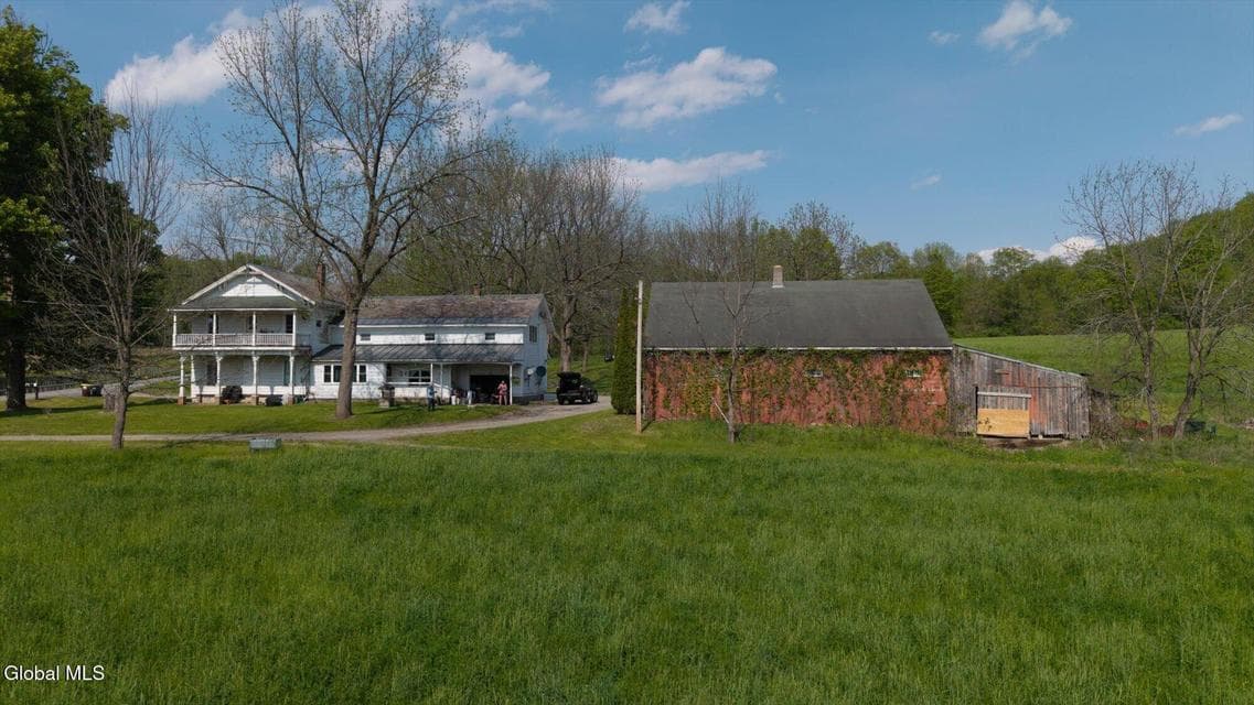 8422 State Route 40, Hartford, NY, photo 4