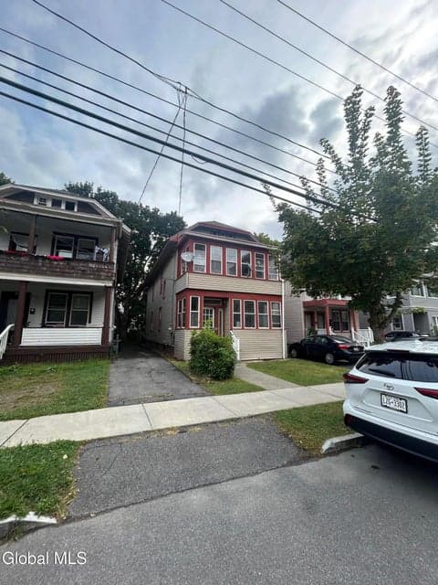 443 Myrtle Avenue, Albany, NY