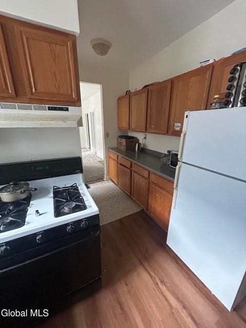 443 Myrtle Avenue, Albany, NY, photo 5