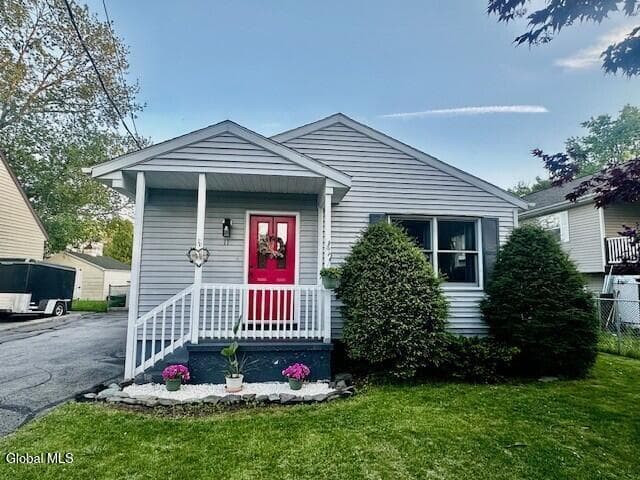 11 E Tremont Street, Glens Falls, NY, photo 4