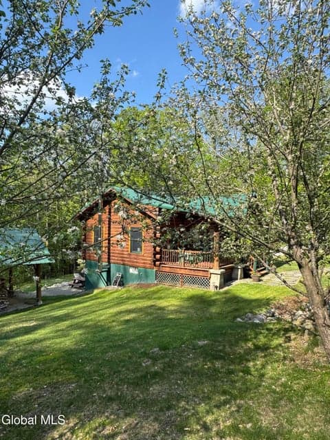 42 Hillcrest Drive, Warrensburg, NY, photo 5