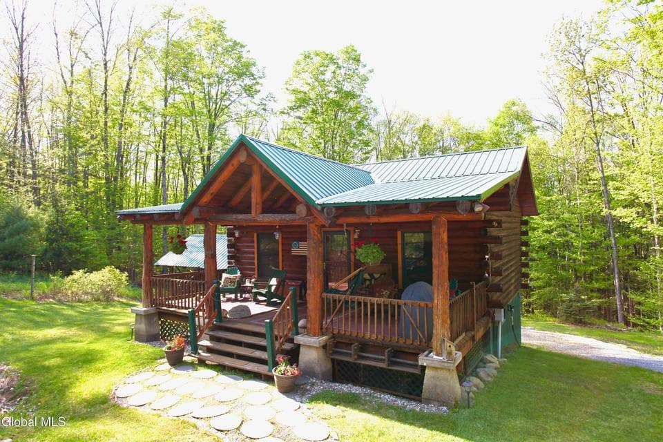 42 Hillcrest Drive, Warrensburg, NY, photo 4