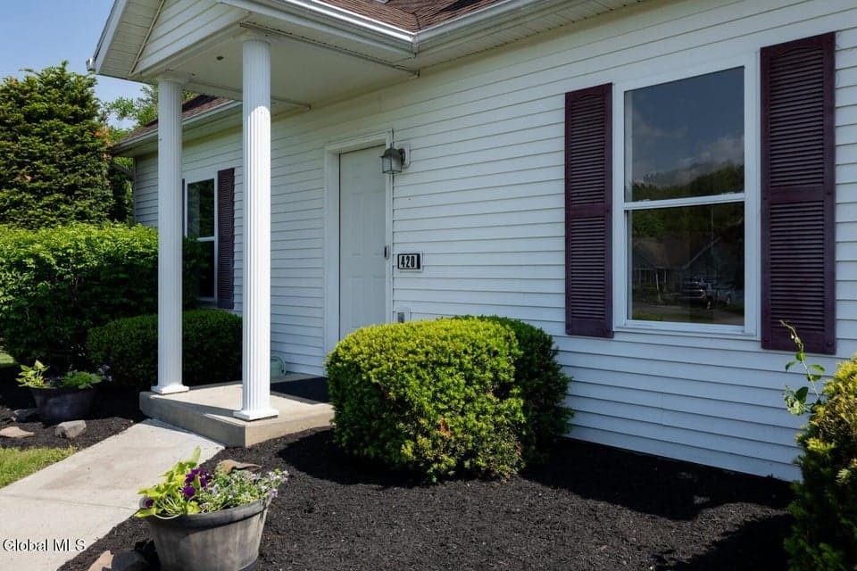 420 Helderview Drive, Altamont, NY, photo 5
