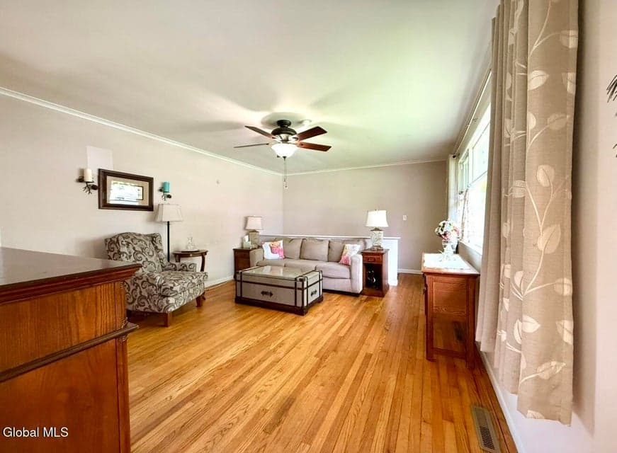 9 Reservoir Drive, Queensbury, NY, photo 5