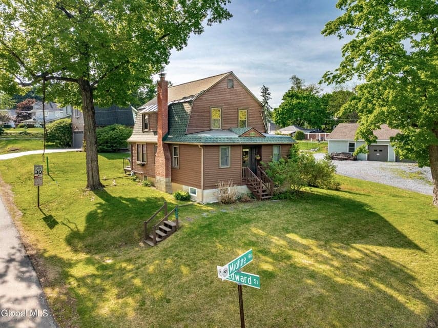 17 Midline Road, Ballston, NY, photo 3