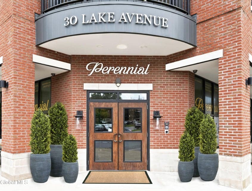 30 Lake Avenue #317, Saratoga Springs, NY, photo 1