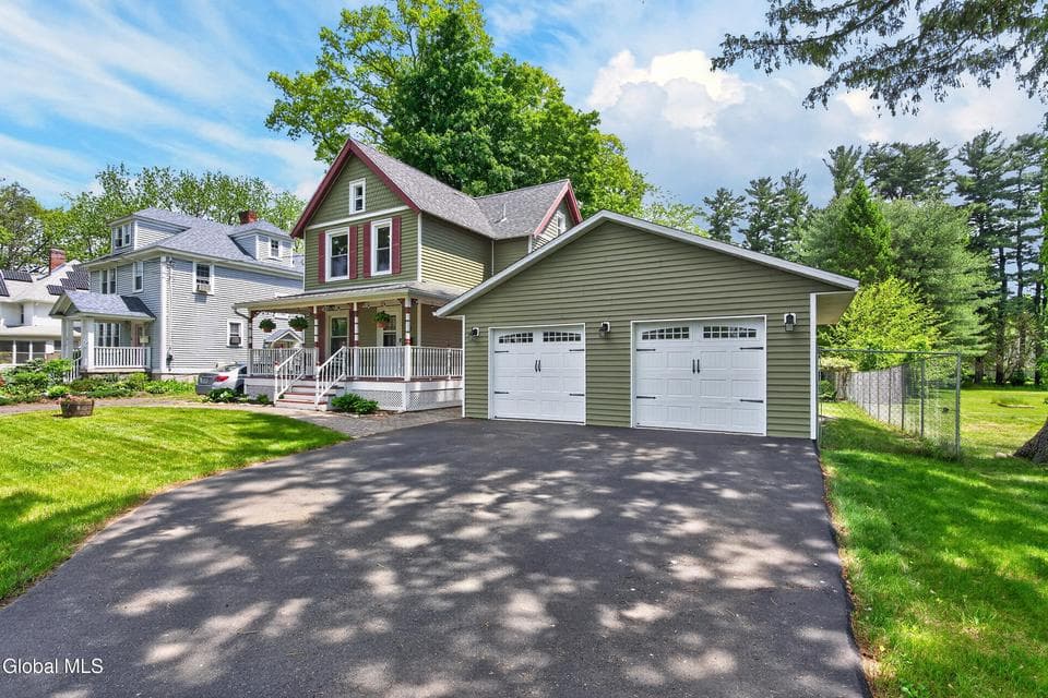 38 Elsmere Avenue, Bethlehem, NY, photo 1