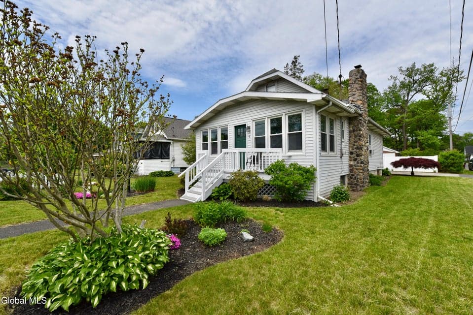 41 Van Buren Avenue, Colonie, NY, photo 3