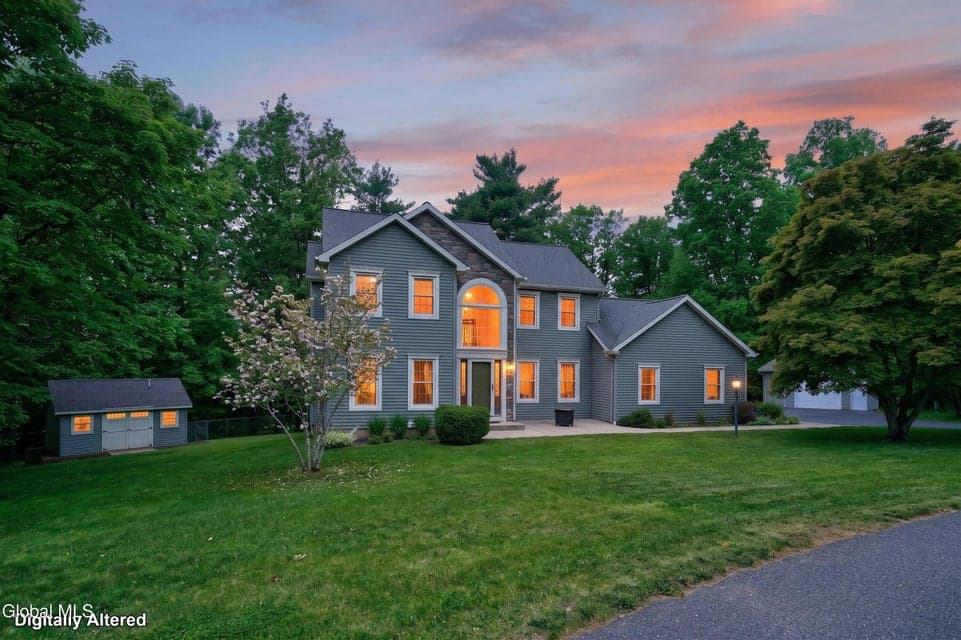 11 Pineview Lane, East Greenbush, NY, photo 3