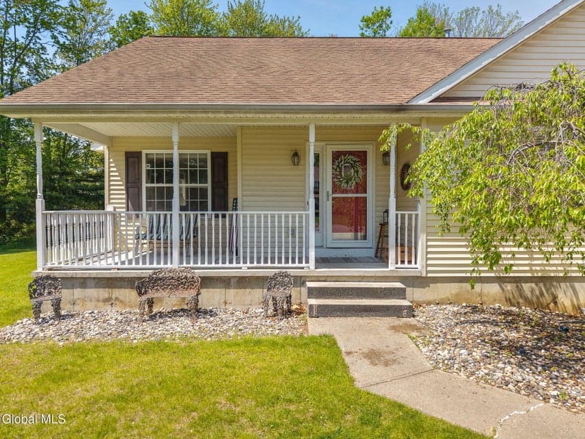 1150 Dianne Court, Rotterdam, NY, photo 5