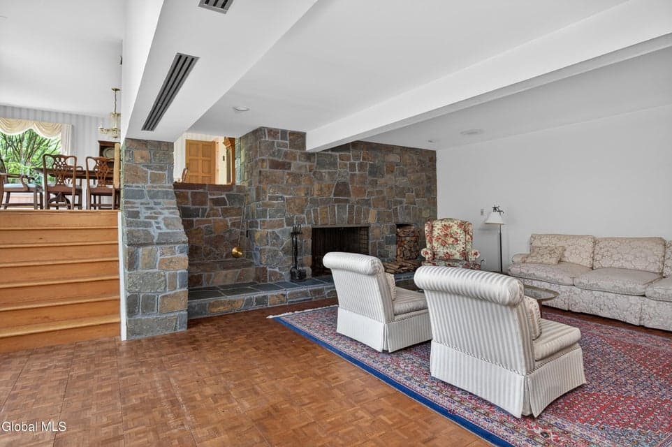 1283 Hawthorn Road, Niskayuna, NY, photo 2