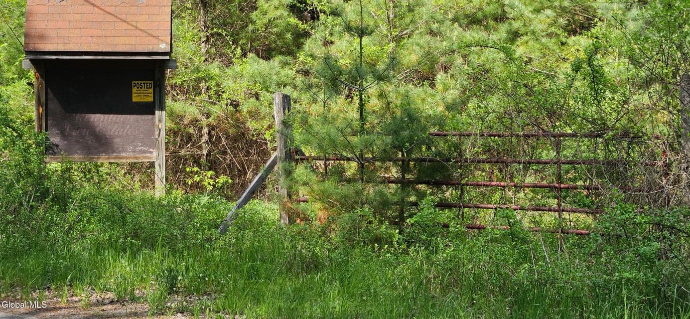 L 58.3 Howe Road, Greenfield, NY