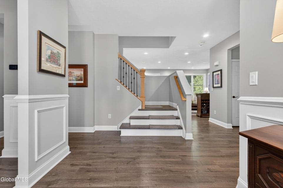 45 Sterling Heights Drive, Clifton Park, NY, photo 5