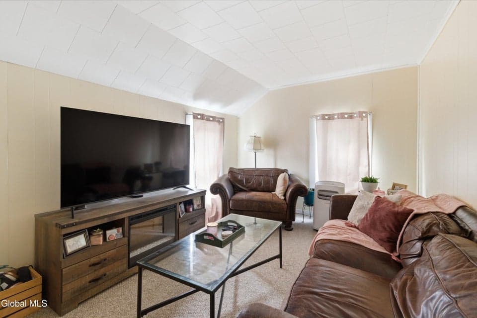 8 4th Street, South Glens Falls, NY, photo 2
