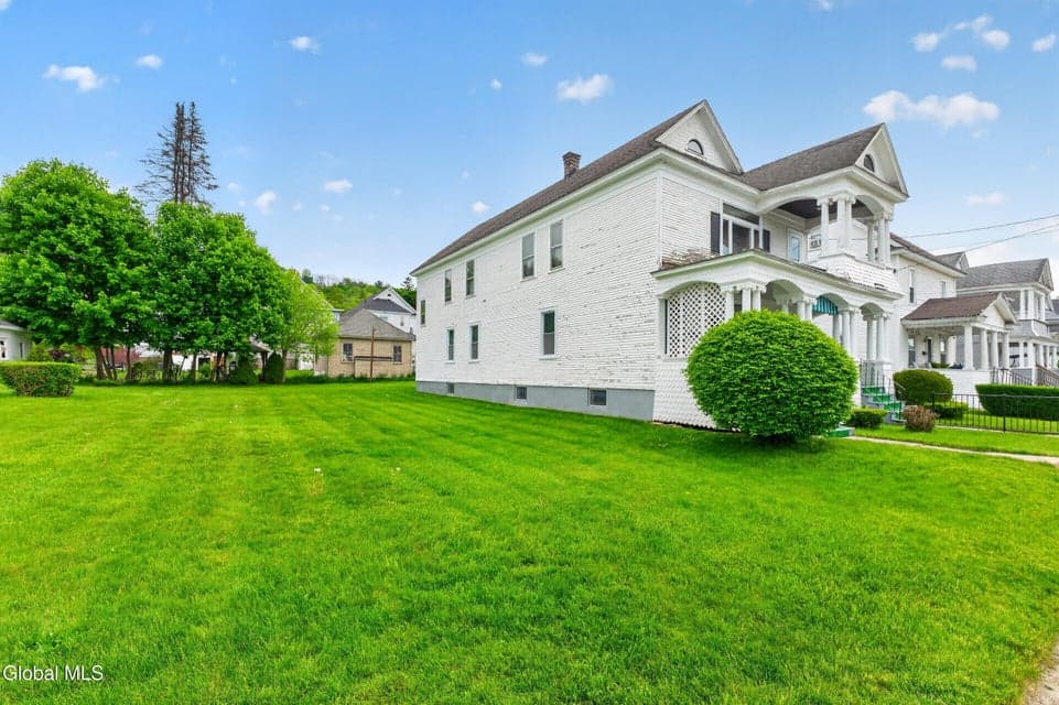 357 Division Street, Amsterdam, NY, photo 3