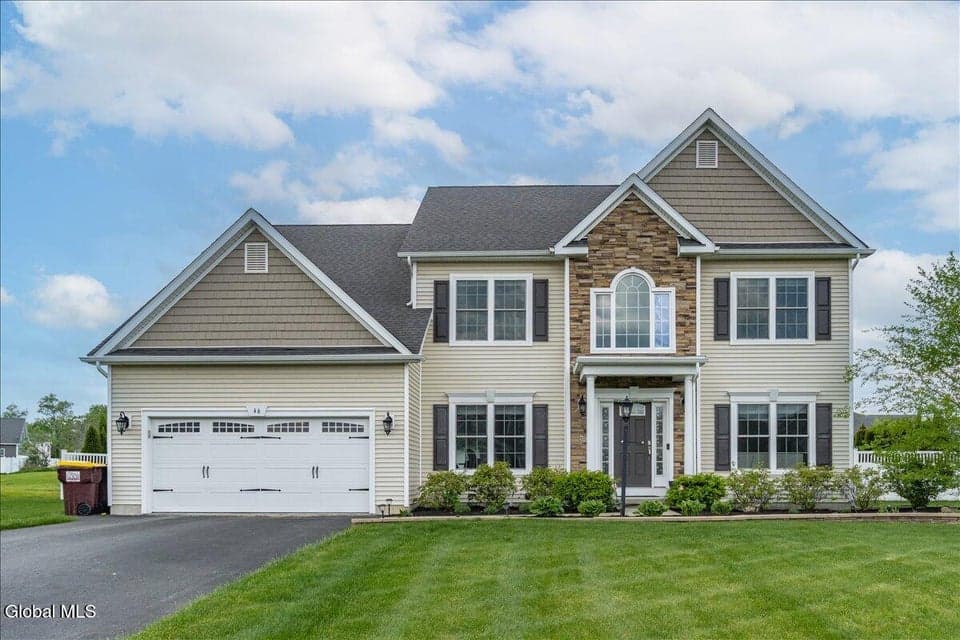 46 Haywood Lane, North Greenbush, NY, photo 1