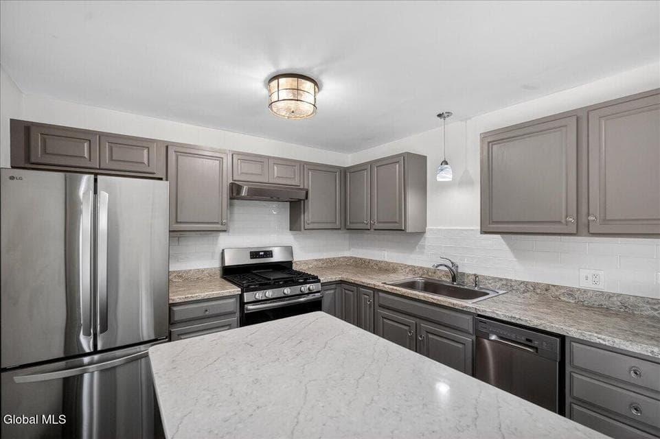 65 Curt Boulevard, Saratoga Springs, NY, photo 4