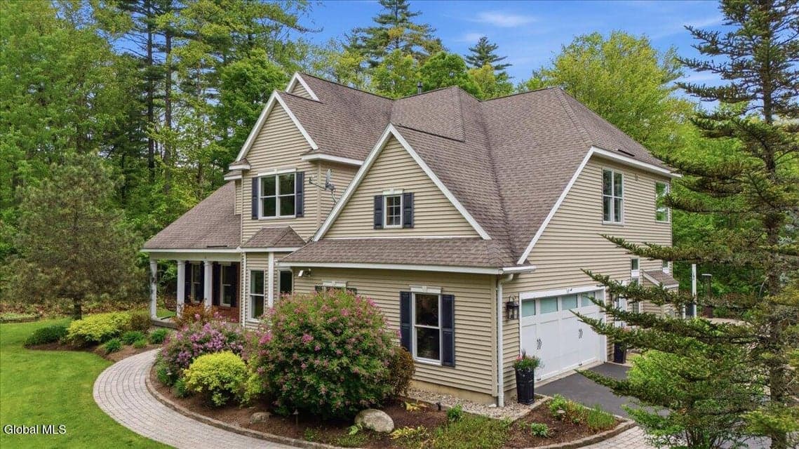 11 Aspen Ridge, Queensbury, NY, photo 3