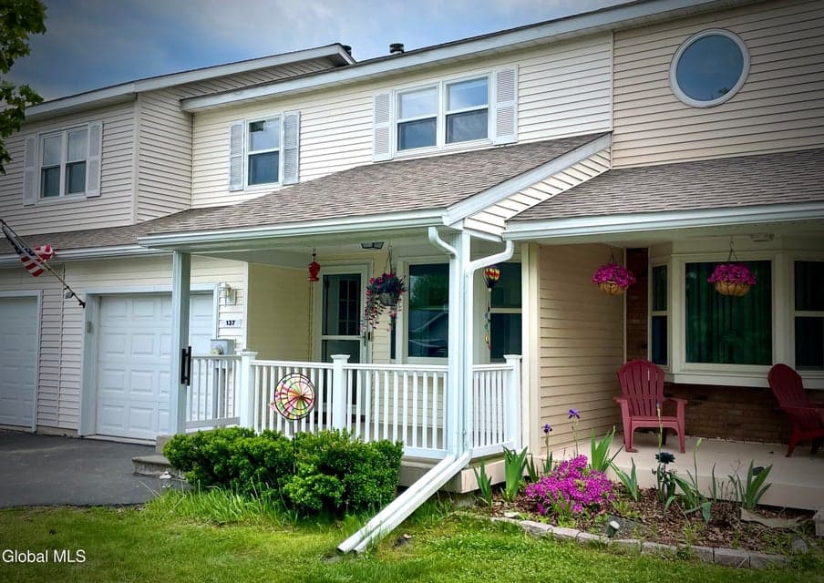 137 Country Estates Road, Greenville, NY, photo 1