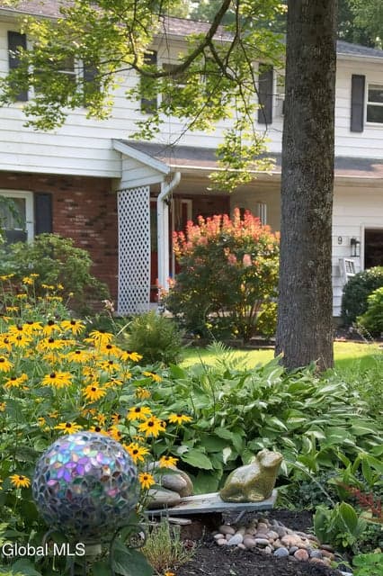 9 Hopeful Lane, Wilton, NY, photo 2