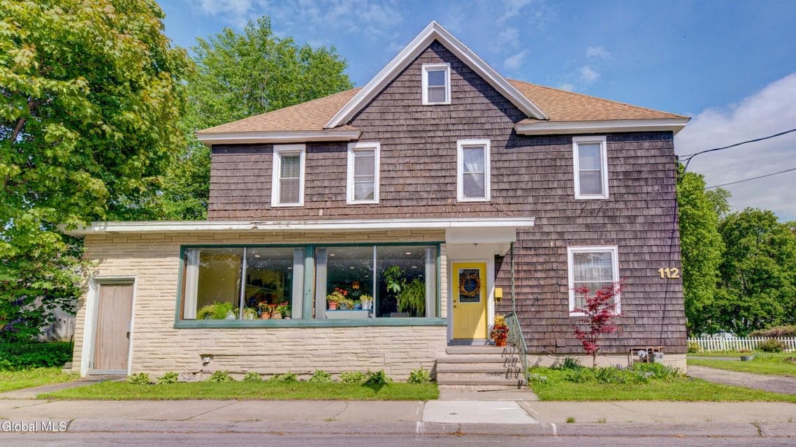 112 Pleasant Avenue, Johnstown, NY, photo 1