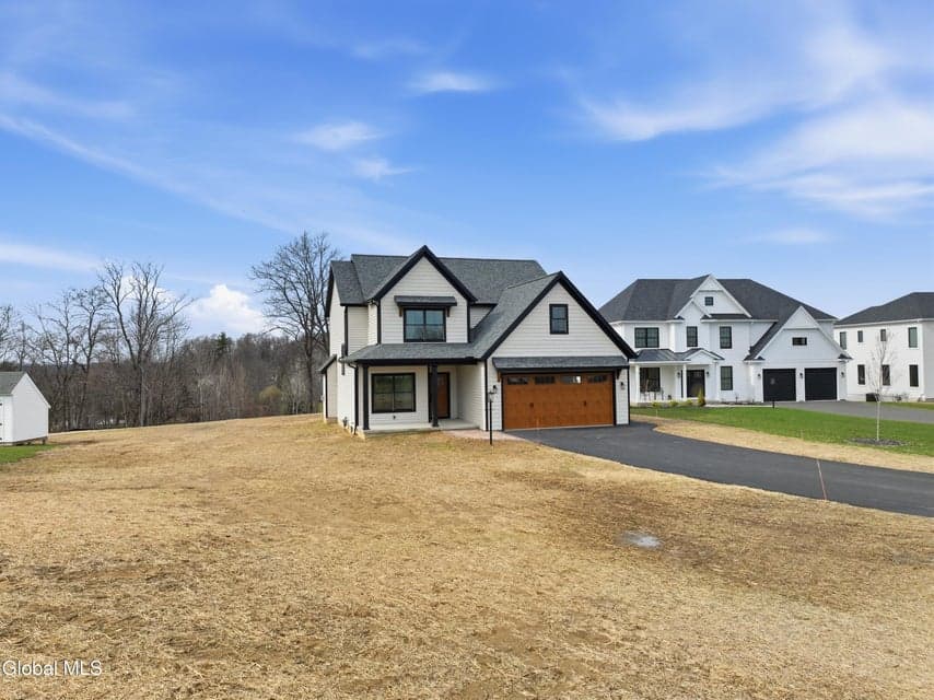 1 Welding Way, Colonie, NY
