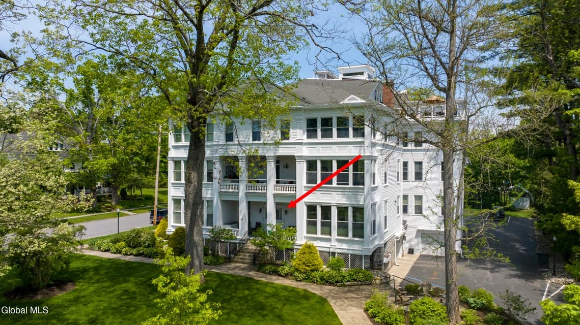 45 Greenfield Avenue #Apt 12, Saratoga Springs, NY, photo 3