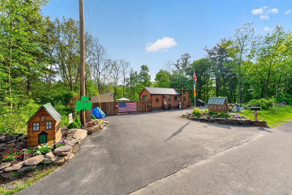 2588 New York 145, Durham, NY, photo 1