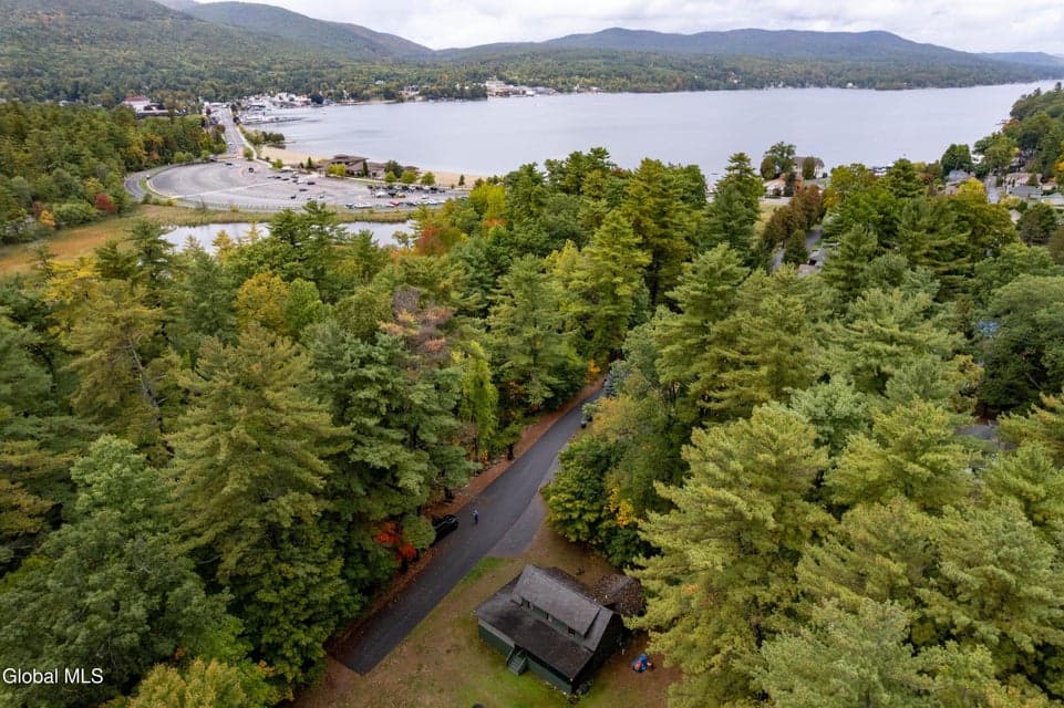 39 Cedar Lane, Lake George, NY, photo 4