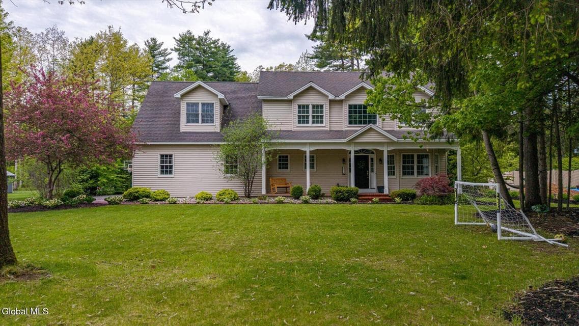 17 Kimberly Lane, Queensbury, NY, photo 3