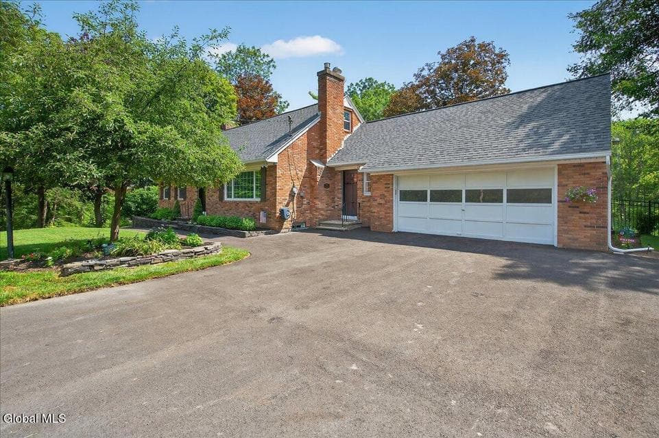 6304 Gardner Road, Guilderland, NY, photo 2