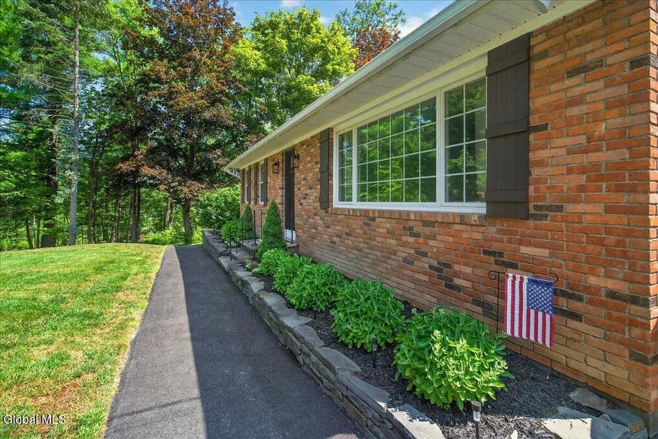 6304 Gardner Road, Guilderland, NY, photo 3