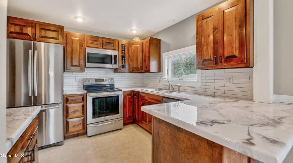 422 Vandenburgh Point Road, Mayfield, NY, photo 5