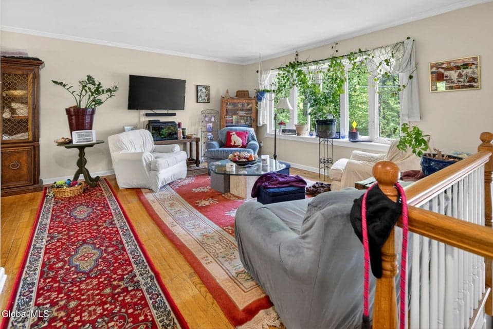 8 Amy Lane, Colonie, NY, photo 3