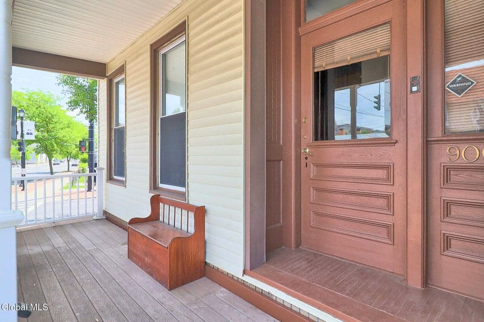 900 19th Street, Watervliet, NY, photo 4