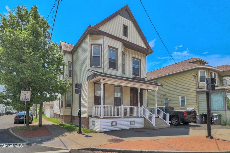 900 19th Street, Watervliet, NY, photo 2