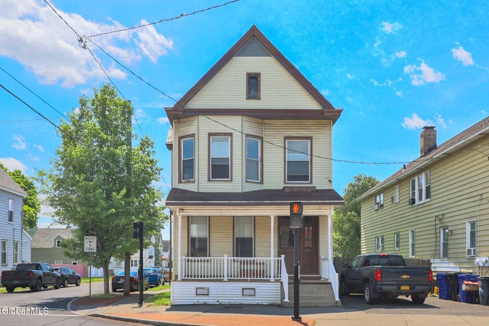900 19th Street, Watervliet, NY