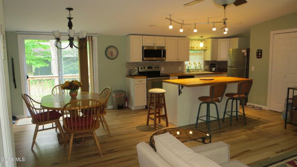 122 Hemlock Terrace, Northville, NY, photo 3