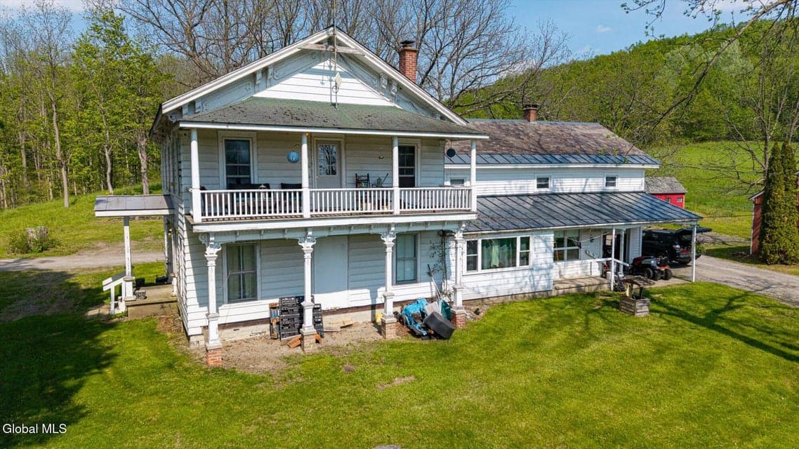 8422 State Route 40, Hartford, NY, photo 2