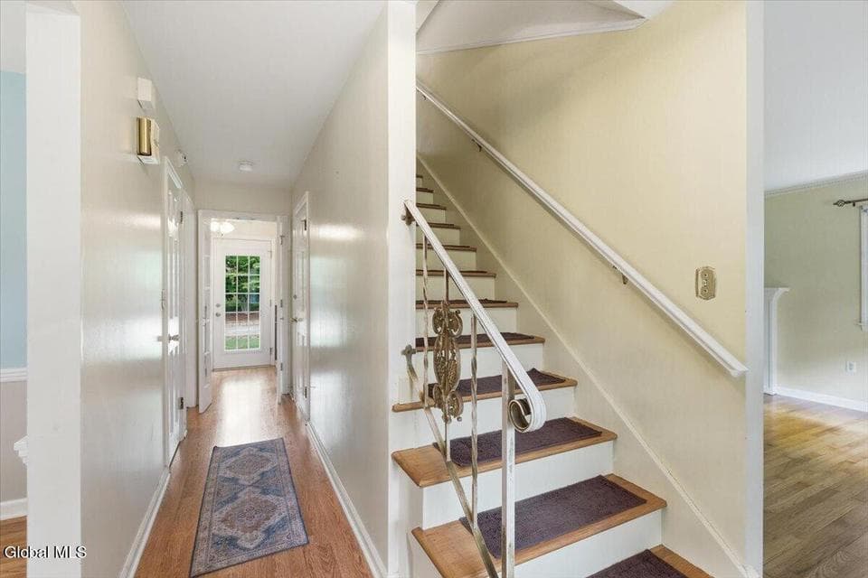 13 Sky Hollow Drive, Colonie, NY, photo 5