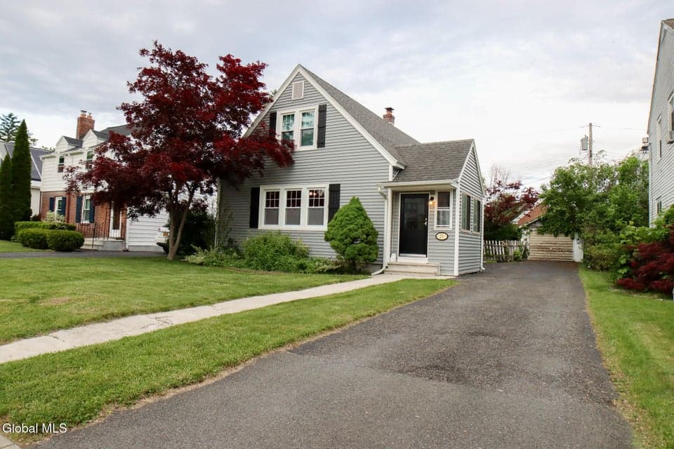 21 Turner Place, Albany, NY