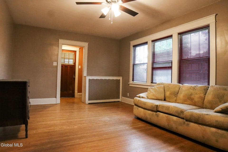 21 Turner Place, Albany, NY, photo 3