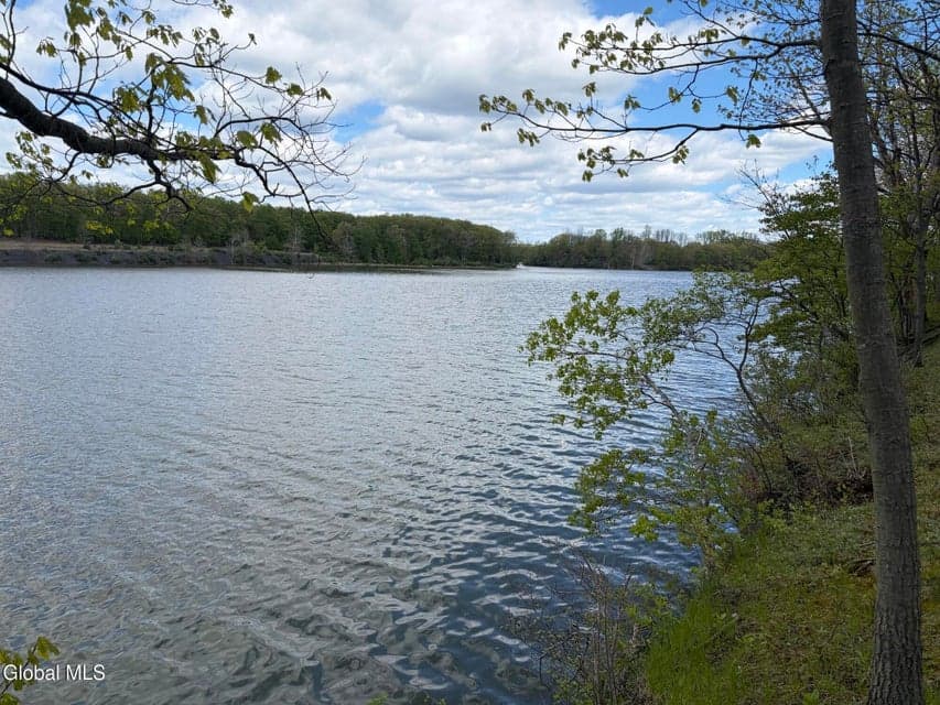 676 Knickerbocker Road, Schaghticoke, NY, photo 2